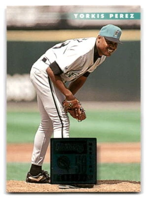 Yorkis Perez 1996 Donruss #154 Florida Marlins BASEBALL - Image 1 of 2