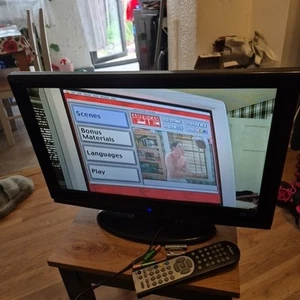 Hitachi Retro Gaming L19dp04uj Tv/dvd With Remote Fully Working - Picture 1 of 6