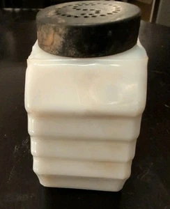 Vintage McKee Milk Glass Sugar Shaker With Lid Mid Century Modern MCM - Picture 1 of 7