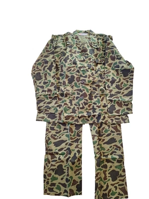 Vintage Seaway Green Camo Shirt&Pant Set Men’s XLarge Hunting Gear New Old Stock - Image 1 of 4