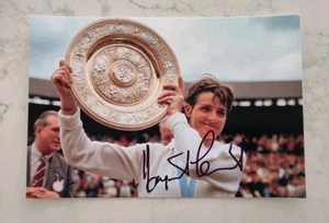 MARGARET COURT SIGNED 15 x 10 CM PHOTO Buy Authentic RARE - Picture 1 of 1