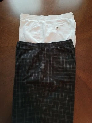 euc Pro Tour talla 40 blanco negro gris lote de 2 pantalones cortos de golf chinos delanteros planos Foto 1 de 4