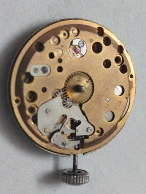 ENICAR WINDING MOVEMENT CAL NO.AR-980 CROWN AT-3 O'CLOCK A-286 - Image 1 of 4
