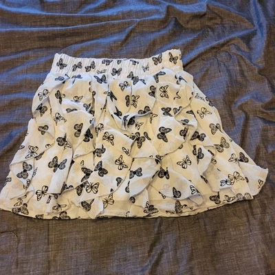 RACHAEL & CHLOE Juniors Size M Gray Ruffle Butterfly Print Skirt Elastic Waist  - Image 1 of 4