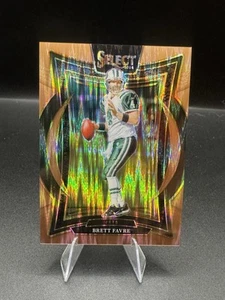 2024 Panini Select - Brett Favre Concourse Copper Shock Prizm SP/299 Jets - Imagen 1 de 3