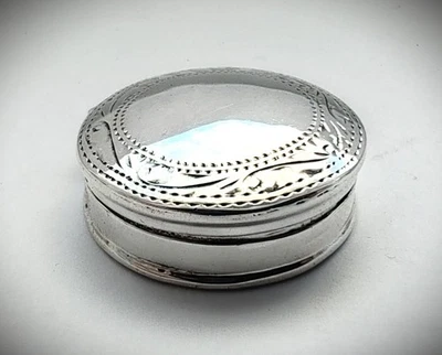 Vintage Silver Pill Box C L Edwards Birmingham 1989 - Image 1 of 4
