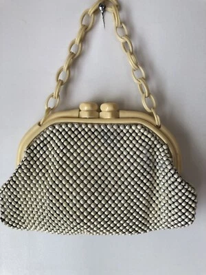 De Colección "Alumesh" Whiting & Davis Marfil Blanco Metal Malla Bolso de Noche Cartera Celuloide Foto 1 de 4