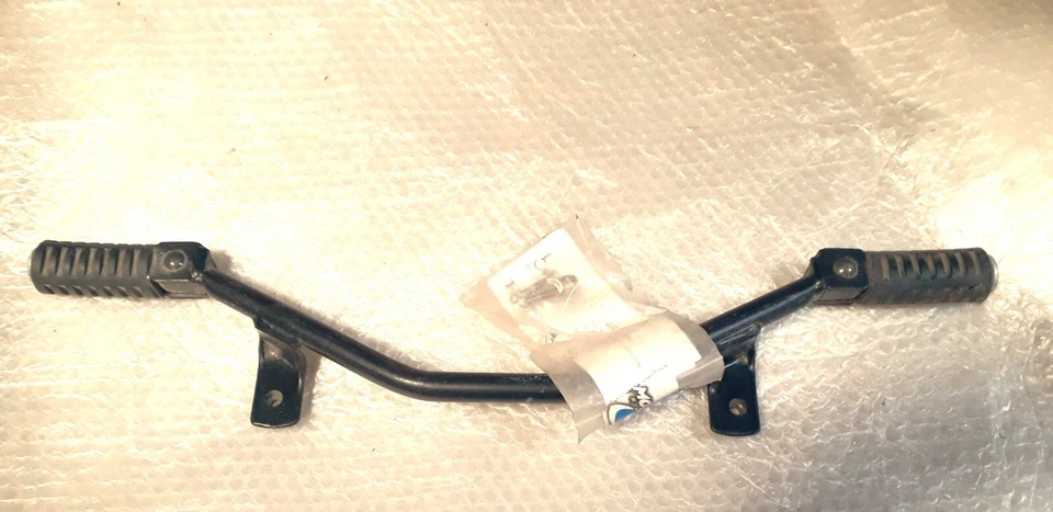 CALES PIEDS PASSAGER BUZZETTI POUR SCOOTER DE COLLECTION HONDA 50 SFX  - Photo 1/2