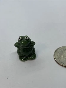 Porcelain Frog / Toad Collectible Figurine Made In Japan Cute Vintage - Picture 1 of 4