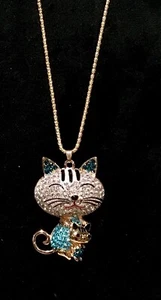 New Large 3D “Mother Cat“ sweet pendant+chain, charms bling decor statement bib - Picture 1 of 11
