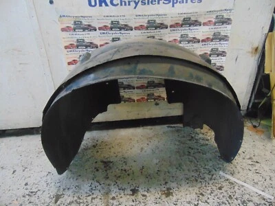 CHRYSLER 300C FRONT N/S PASSENGER SIDE SPLASH GUARD WHEEL ARCH LINER LEFT - Image 1 of 4