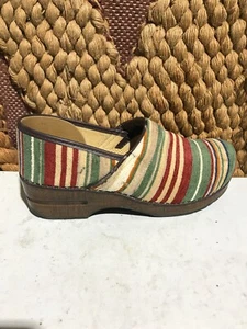 Dansko Vegan Pro gestreifte Multi Artisan Weave Clogs Southwest US Damengröße 10 - Bild 1 von 7