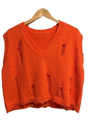 Pullunder  Größe 40/42  Extravagant - NEUwertig aus Spanien - Blasses Orange 🍊 - Bild 1 von 4