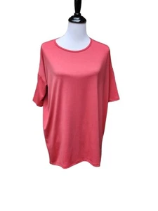 Top Lularoe Rosso Irma TAGLIA SMALL Nuovo con etichette Tinta Unita Relaxed Fit Spalla Alta Bassa Goccia - Foto 1 di 10