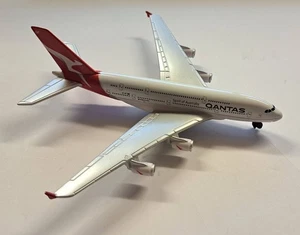 DARON A380 QANTAS DIECAST AIRLINER RT8538-1 - NO BOX - Picture 1 of 2