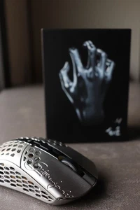 Finalmouse Starlight Pro TenZ Size M Gaming Mouse Silver Operation confirmed - Picture 1 of 12