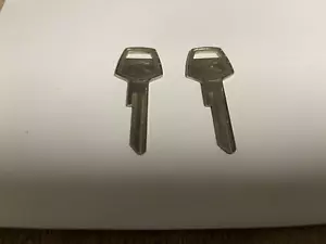 (2) NOS MOPAR D1759L 1956-66 DODGE PLYMOUTH FORWARD LOOK IGNITION KEY BLANKS - Picture 1 of 4