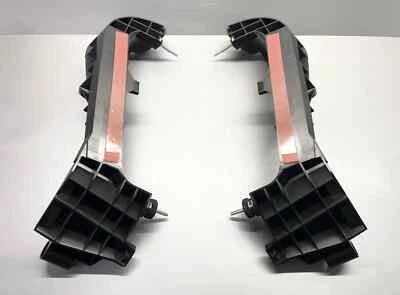 Juego de soportes laterales de soporte de parachoques trasero izquierdo/derecho genuino Nissan R35 GT-R GTR Foto 1 de 2