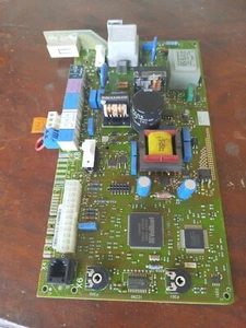 Scheda Elettronica Caldaia Vaillant Cod.734678 V053 - Foto 1 di 3
