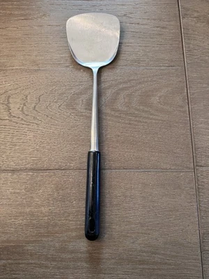 Espátula Wok Joyce Chen de Colección de Acero Inoxidable con Mango de Melmac Hecha en Japón Foto 1 de 4