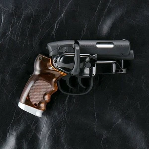 Blade Runner Blaster Chibi Resin Assembly Kit by Tomenosuke Japan 2049 replica - Picture 1 of 4