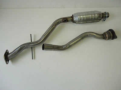 1999 2000 Pontiac Montana 3.4L V6 Catalytic Converter - Image 1 of 4