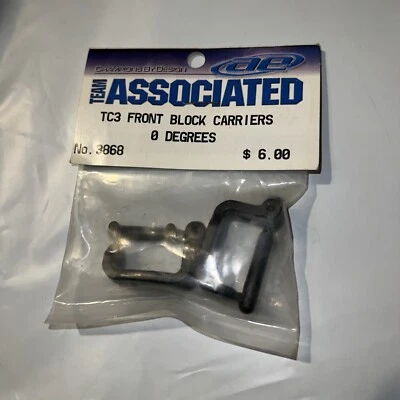 Team Associated 3868 TC3 Front 0 Degree Block Carriers - Image 1 of 2