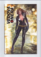 muñeco viuda negra marvel