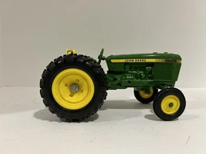 John Deere 2440 ERTL 1/16 Utility Tractor 8 inch Farm Toy Die-Cast - Picture 1 of 9