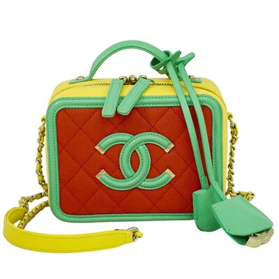 Bolso de hombro de cuero con estuche de tocador de filigrana CHANEL CC multicolor Foto 1 de 4