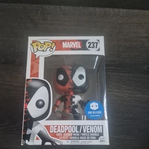 Rare pop In A Box Exclusive Marvel Funko Pop, Deadpool/Venom Number 237 - Picture 1 of 6