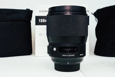 Nikon F mount Sigma ART 135mm f1.8 DG HSM Prime Telephoto Portrait Lens Mint A++ - Image 1 of 4