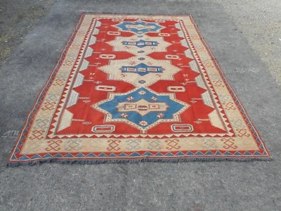 Gorgeous large vintage Turkish Sumak handmade Rug, 6x9ft - Image 1 of 4