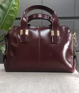 Burgundy Patent Effect PU Leather Double Handled Bag, Vaschy (Amazon) - Picture 1 of 12