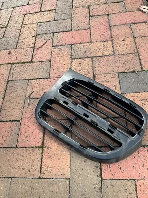 Conjunto de parrilla izquierda lado conductor Porsche Cayenne S 2003-2006 4,5 L Foto 1 de 4