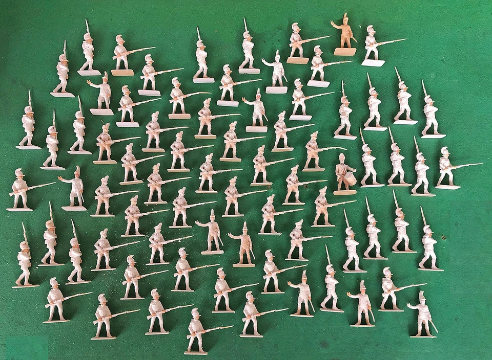 Retired Italeri Austrian Infantry 1798-1805 #6884 - 80 PARTIALLY PAINTED 54mm - Image 1 of 1