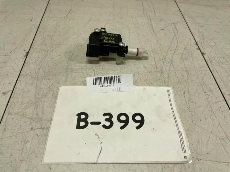 Volkswagen Beetle 2010 combustible gas cerradura puerta pestillo actuador OEM+ Foto 1 de 4