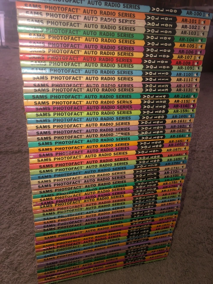 Sams Photofact Auto Radio (100-199) (53-72) UPDATED  - Image 1 of 1
