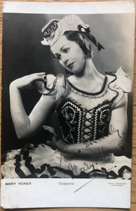 Mary Honer Ballet dancer autograph photocard as Coppelia - Picture 1 of 2