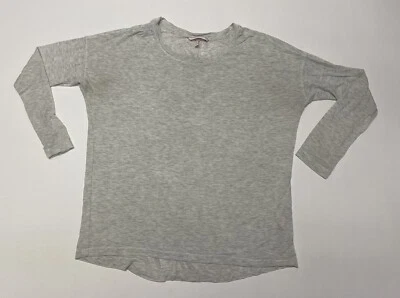 Suéter gris ligero Victoria's Secret talla XS ropa de dormir Foto 1 de 4