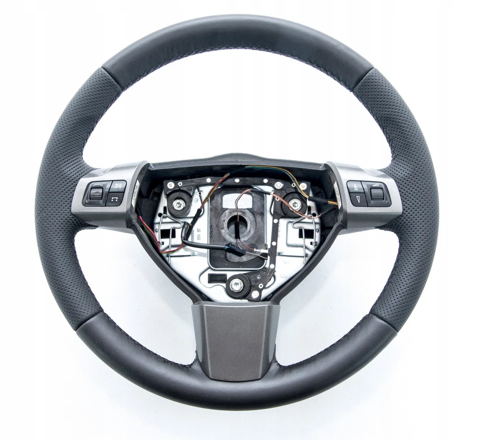 Lenkrad beziehen mit Leder für Opel Astra H Bj. 2004-2012 NEU LEDER - Bild 1 von 4