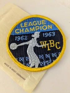 BOWLING PATCH 1962-1963 WIBC Women's Bowling League Champion Blue Yellow Silver - Picture 1 of 6