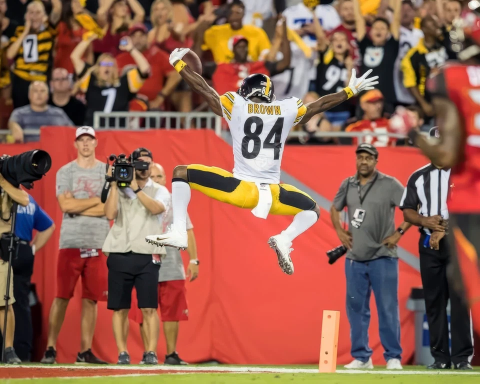 Impresión fotográfica brillante Antonio Brown #84 Pittsburgh Steelers NFL 8"X10" 2 Foto 1 de 1