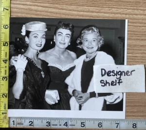 Joan Crawford Sonja Henie & Ann Blyth Party Szene Buch Foto - Bild 1 von 1
