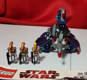 LEGO Star Wars The Clone Wars Droid Tri-Fighter set 8086