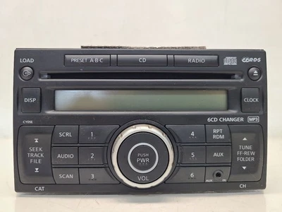 Radio Nissan Versa 2007-09 AM-FM-CD-6Disc-MP3 PN: 28185EM33B Foto 1 de 4