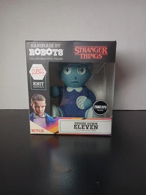 手工制作机器人:陌生人事物“Upside Down Eleven”针织乙烯基 MegaCon #282 — 第 1/4 张图片