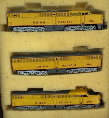 Key by Samhongsa N Model RR Locomotive UP Alco PA-1/2,PB-1/2,PA-1/2 Series 70 - Image 1 of 4