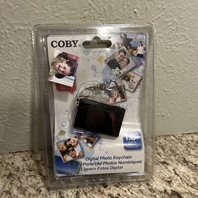 2009 Coby DP-180 1.8" Digital Picture Keychain- Holds Up To 60 Photos New - Image 1 of 3