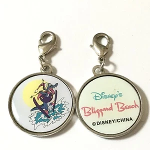 Vintage Disney Blizzard Beach Ice Gator Waterpark Charm Clip On Zipper Pull - Picture 1 of 7